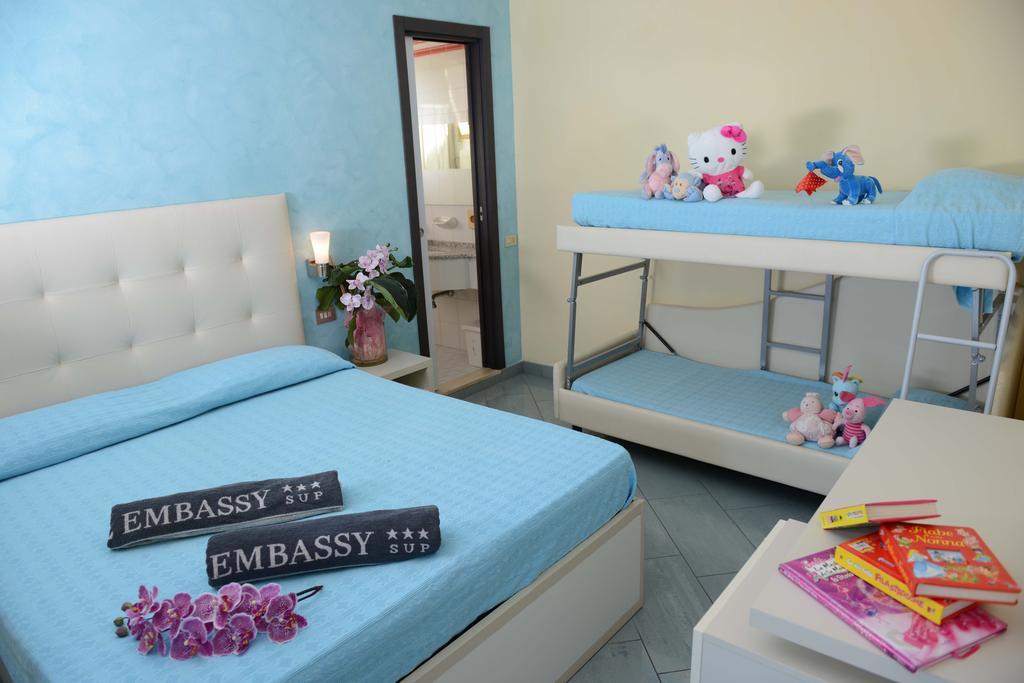 Hotel Embassy Cesenatico Room photo